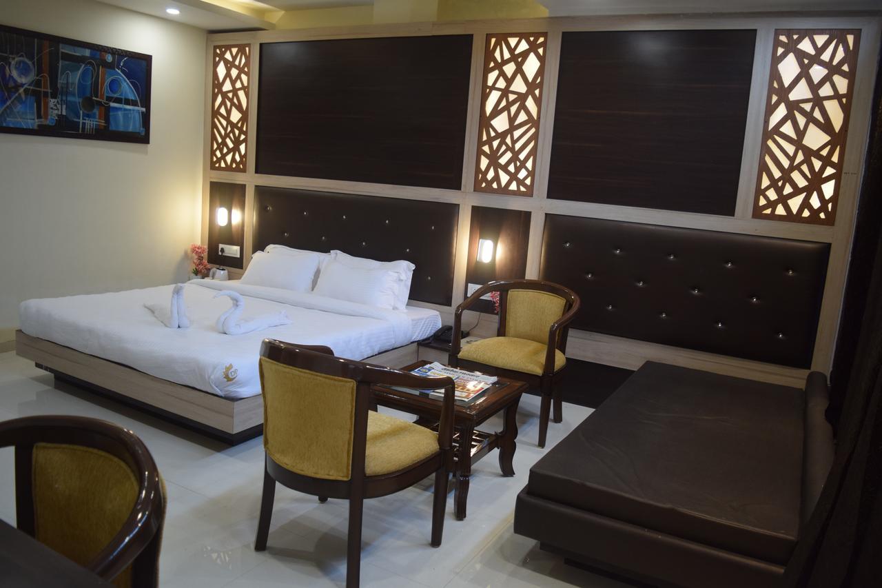 Hotel Dayal Shree Paradise Bhopál Kültér fotó