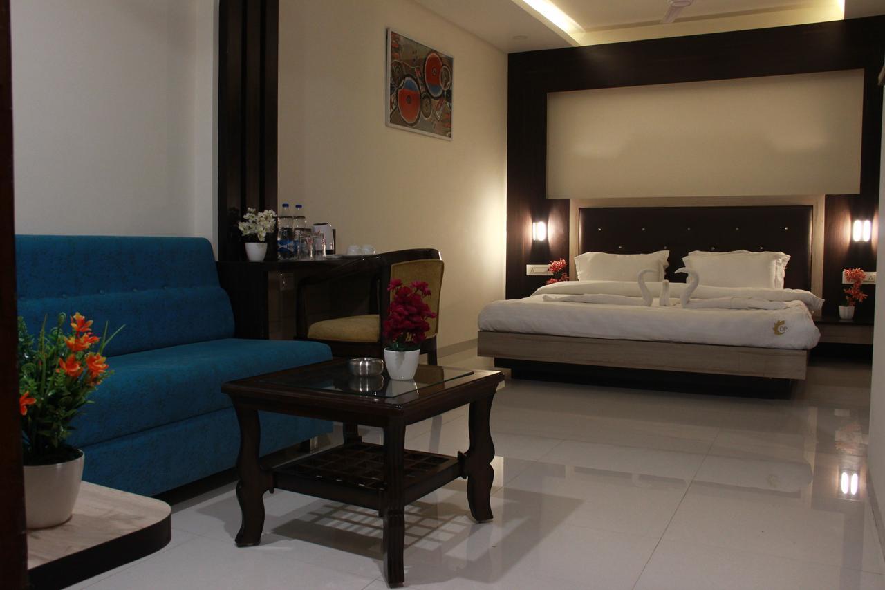 Hotel Dayal Shree Paradise Bhopál Kültér fotó