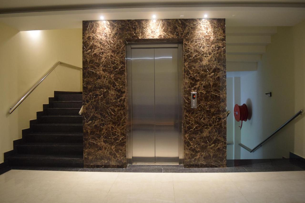 Hotel Dayal Shree Paradise Bhopál Kültér fotó