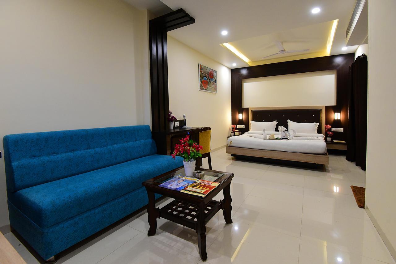 Hotel Dayal Shree Paradise Bhopál Kültér fotó